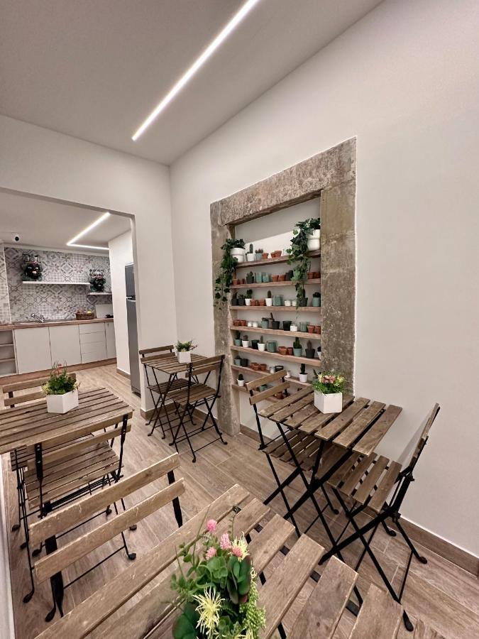 Nerina Hotel Катания Екстериор снимка
