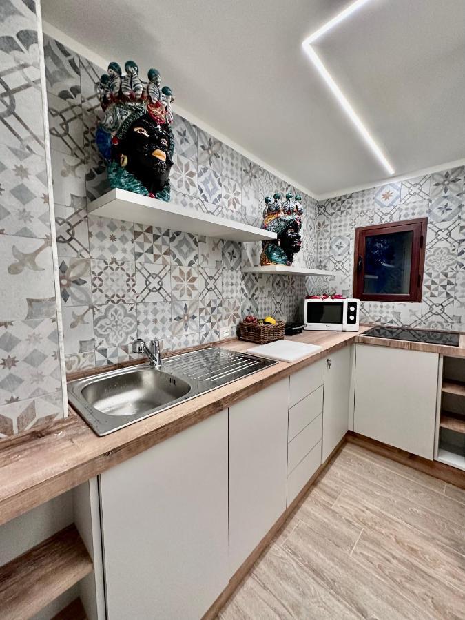 Nerina Hotel Катания Екстериор снимка
